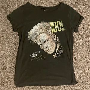 Never worn, Heather Grey, Medium Rock & Republic Billy Idol T-shirt !